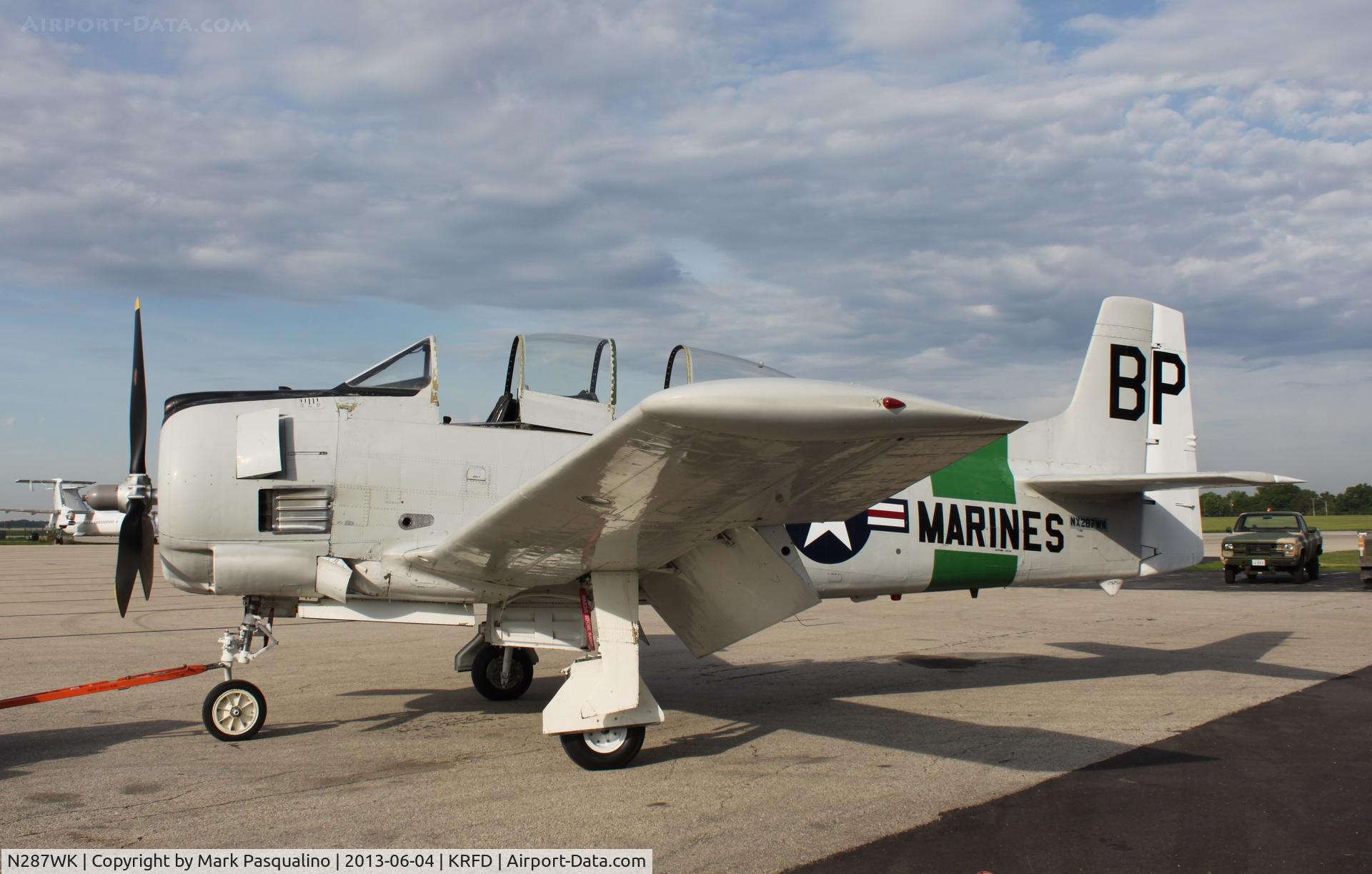 N287WK, 1955 North American T-28B C/N 219-40, North American T-28B