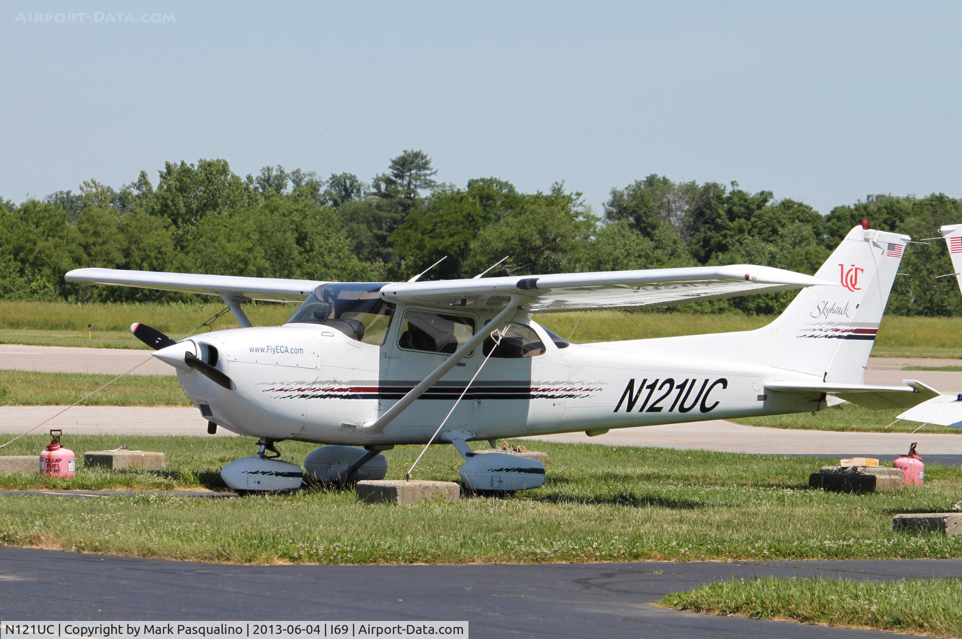 N121UC, 1998 Cessna 172R C/N 17280420, Cessna 172R
