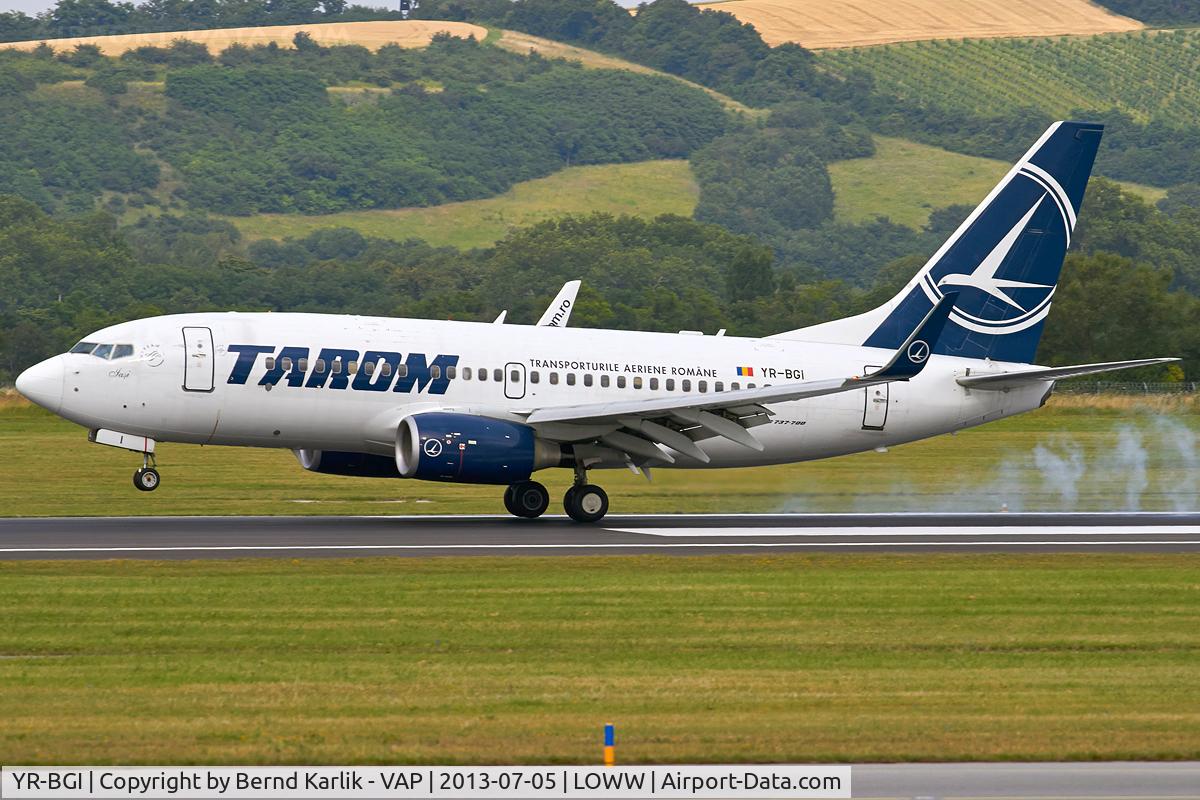 YR-BGI, 2003 Boeing 737-78J C/N 28439, Rwy 34