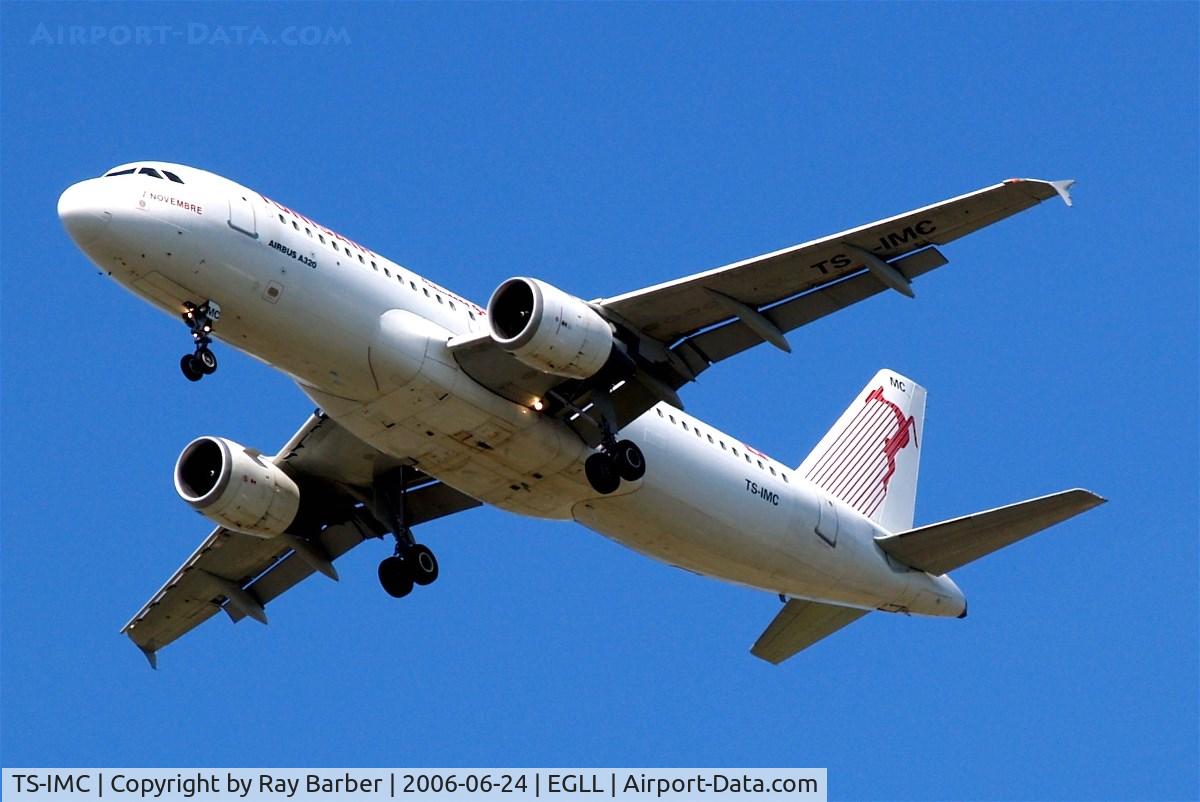 TS-IMC, 1990 Airbus A320-211 C/N 0124, Airbus A320-211 [0124] (Tunisair] Home~G 24/06/2006. On approach 27R with 7 November titles below the cockpit.