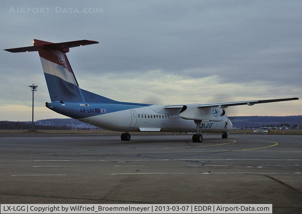 LX-LGG, 2012 Bombardier DHC-8-402Q Dash 8 Dash 8 C/N 4418, Engine start up for a flight to Hamburg.