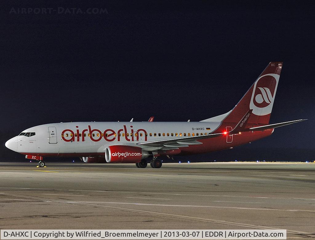 D-AHXC, 2007 Boeing 737-7K5 C/N 34693, Ready for taxi for a flight to Berlin-Tegel.