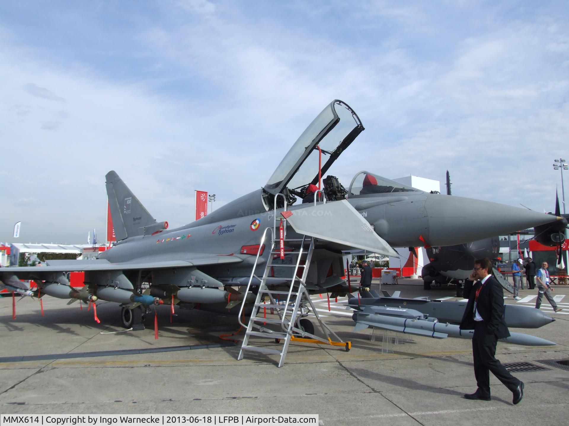 MMX614, Eurofighter EF-2000 Typhoon T C/N IPA2/PT002, Eurofighter EF2000 Typhoon T of the Aeronautica Militare Italiana AMI (Italian Air Force) at the Aerosalon 2013, Paris