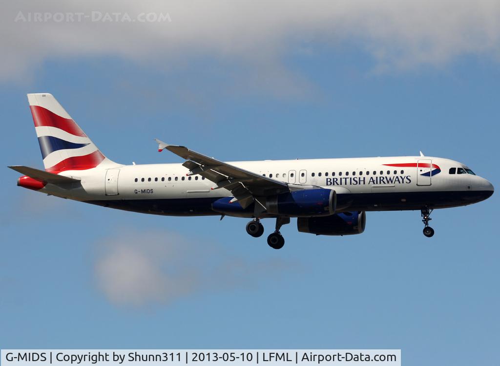 G-MIDS, 2001 Airbus A320-232 C/N 1424, Landing rwy 31L
