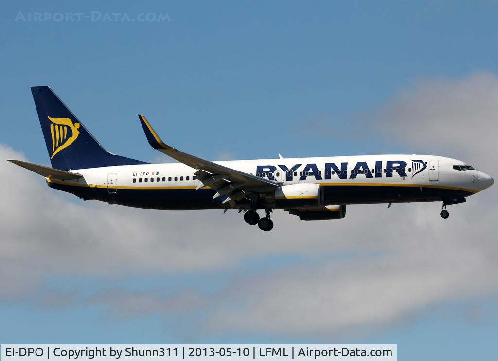 EI-DPO, 2007 Boeing 737-8AS C/N 33612, Landing rwy 31R