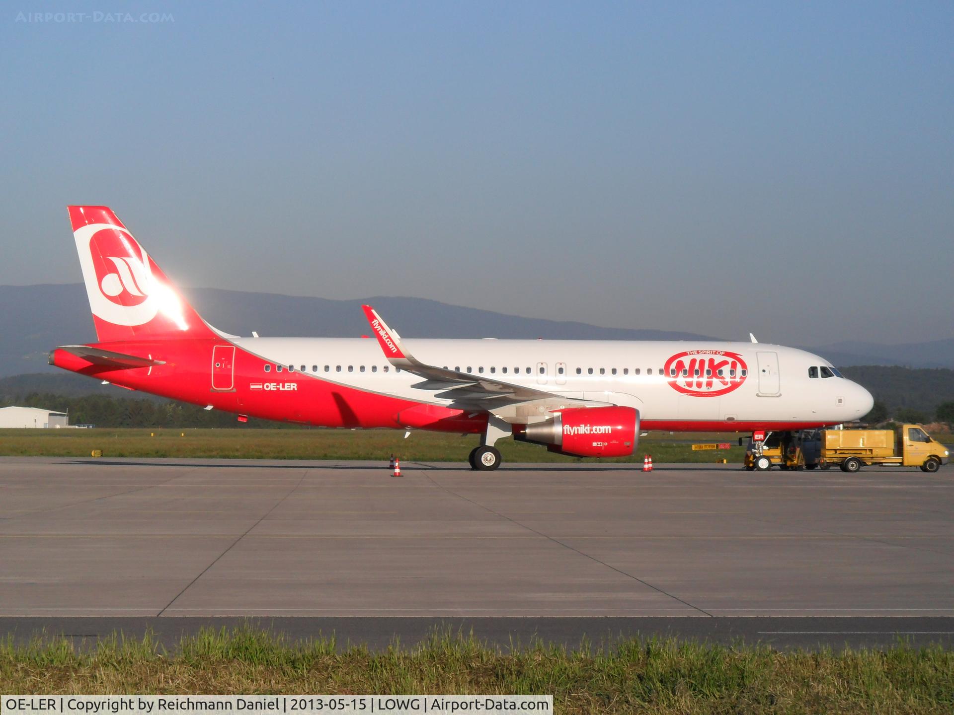 OE-LER, 2013 Airbus A320-214 C/N 5522, Newest member of the Niki fleet, nice to see this beauty with the brand new sharklets :))