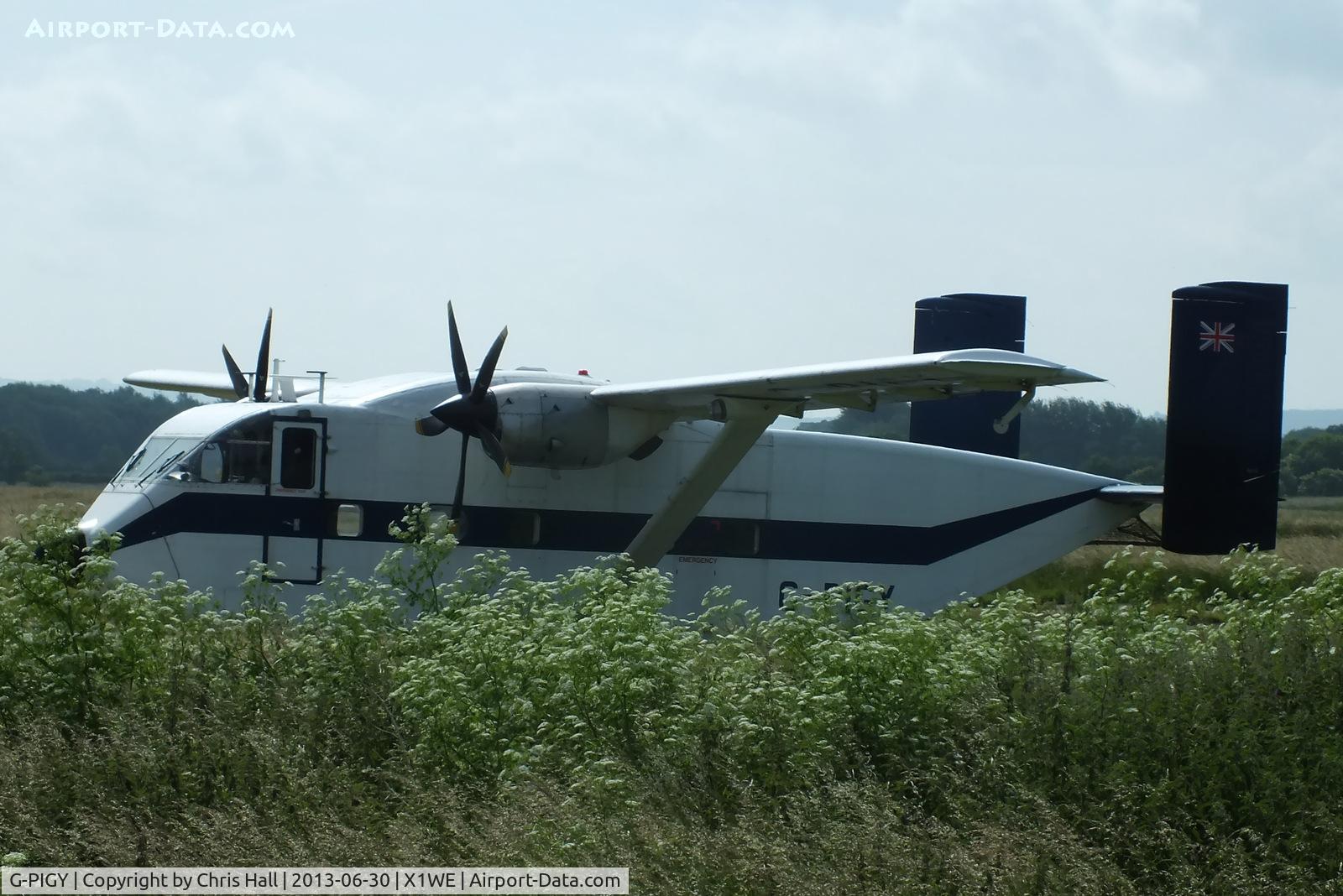 G-PIGY, 1975 Short SC-7 Skyvan 3-100 C/N SH.1943, at Weston on the Green