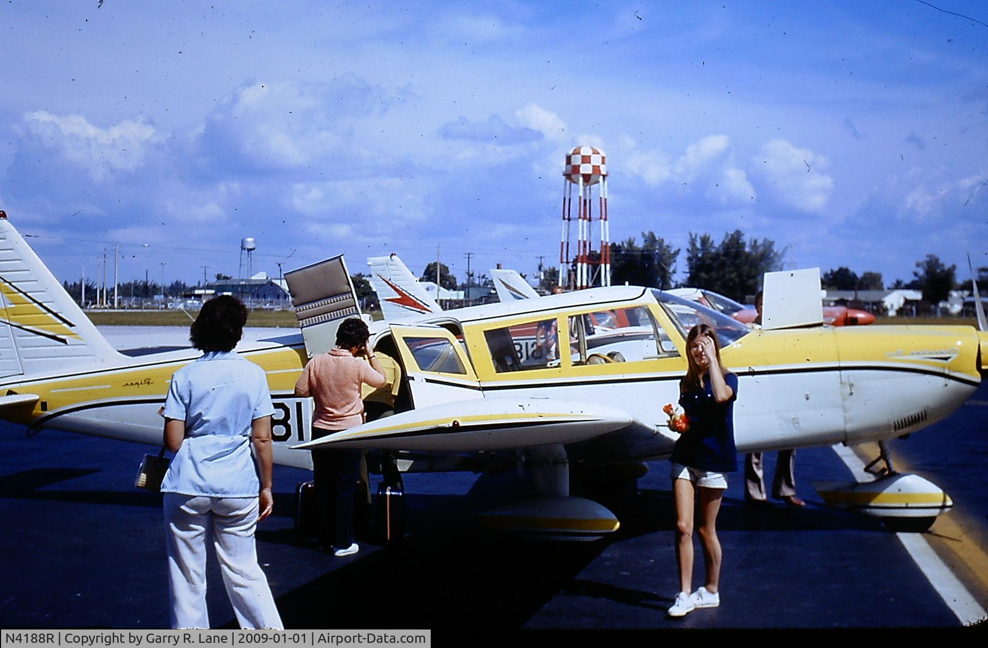 N4188R, 1968 Piper PA-32-300 Cherokee Six Cherokee Six C/N 32-40523, The original paint scheme. The original owners taking the plane to the Bahamas probably in the late 1960's.