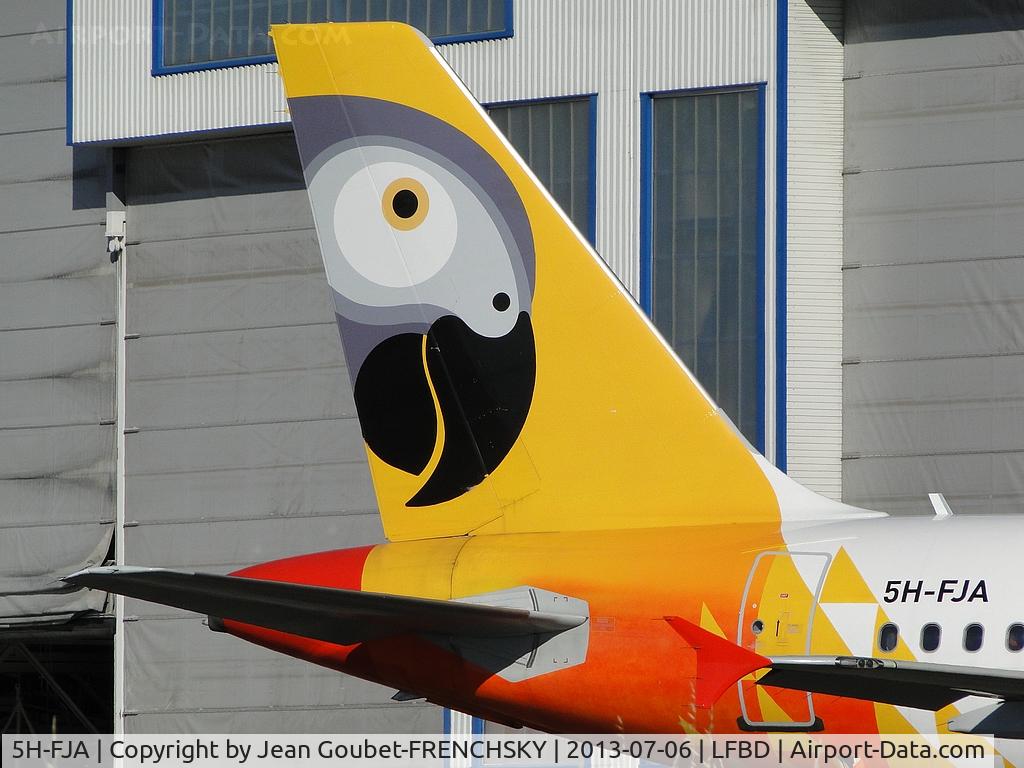 5H-FJA, 2004 Airbus A319-111 C/N 2176, Fastjet
