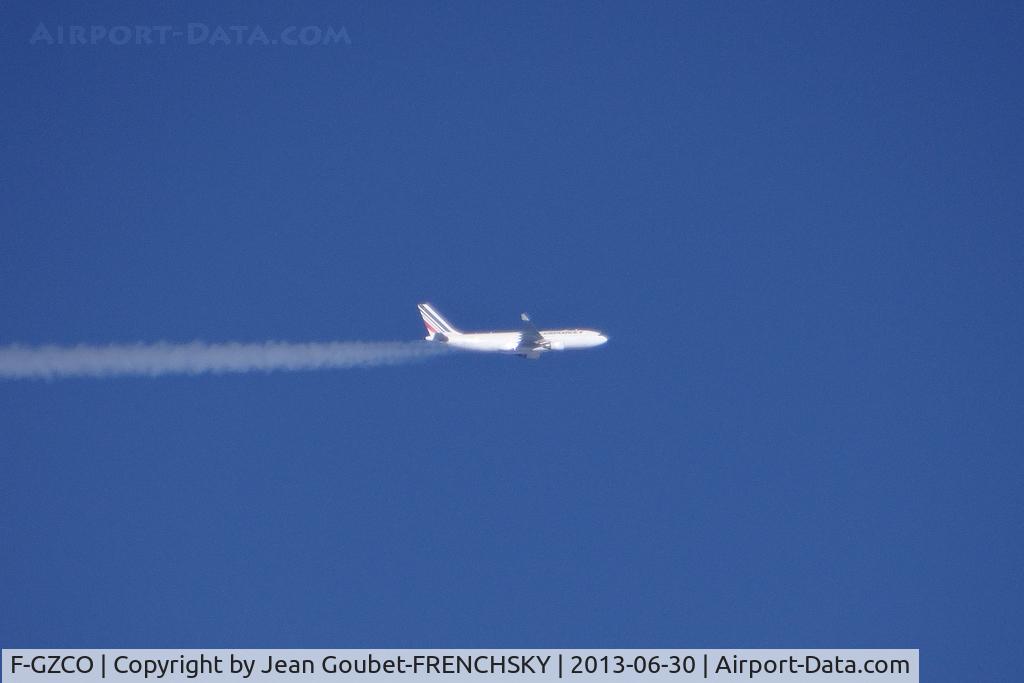 F-GZCO, 2006 Airbus A330-203 C/N 657, level 310