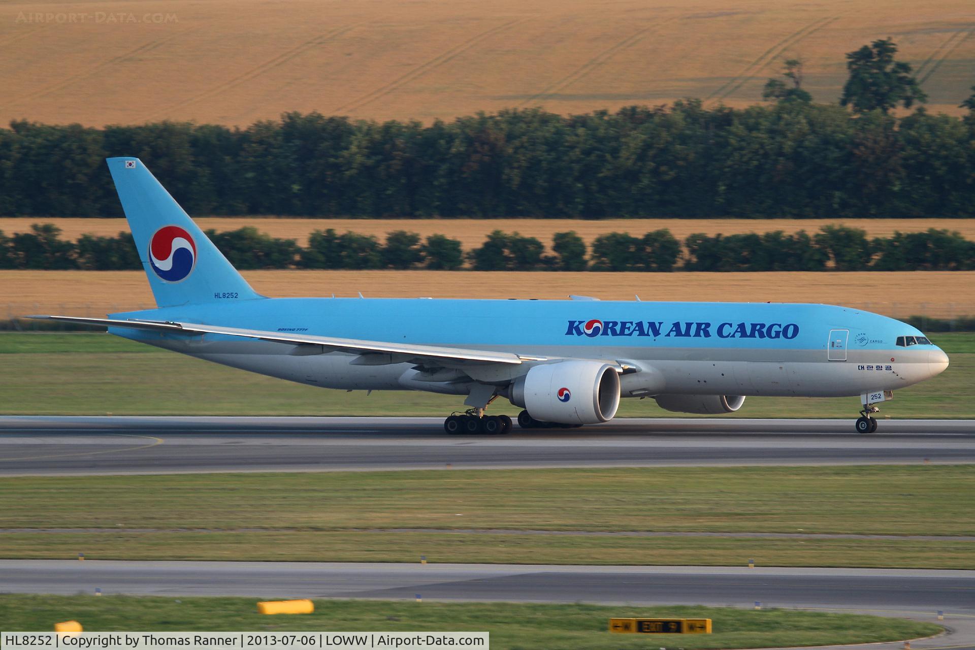 HL8252, 2012 Boeing 777-FB5 C/N 37638, Korean Air Boeing 777
