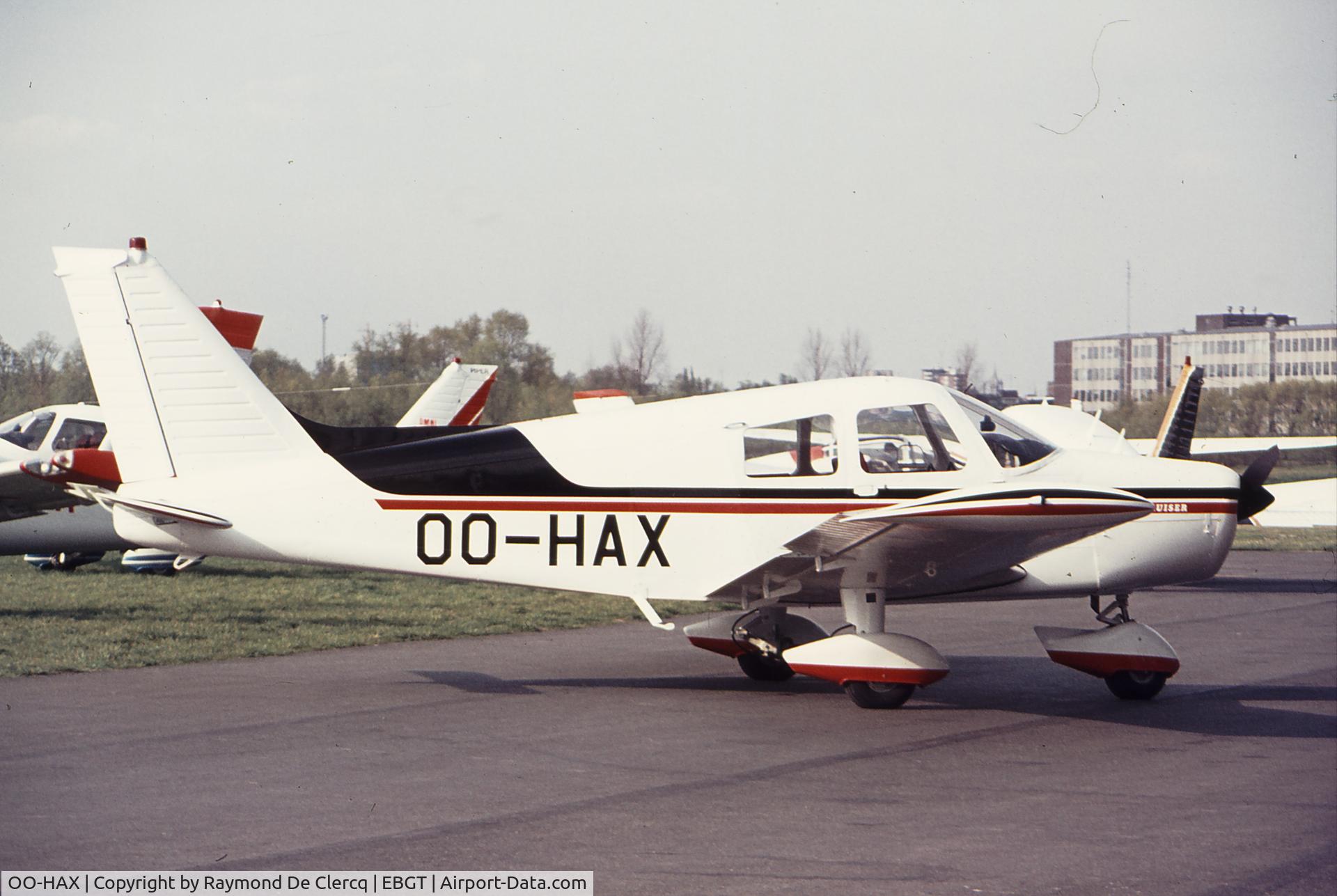 OO-HAX, 1976 Piper PA-28-140 Cherokee Cruiser C/N 28-7625105, Gent  1976