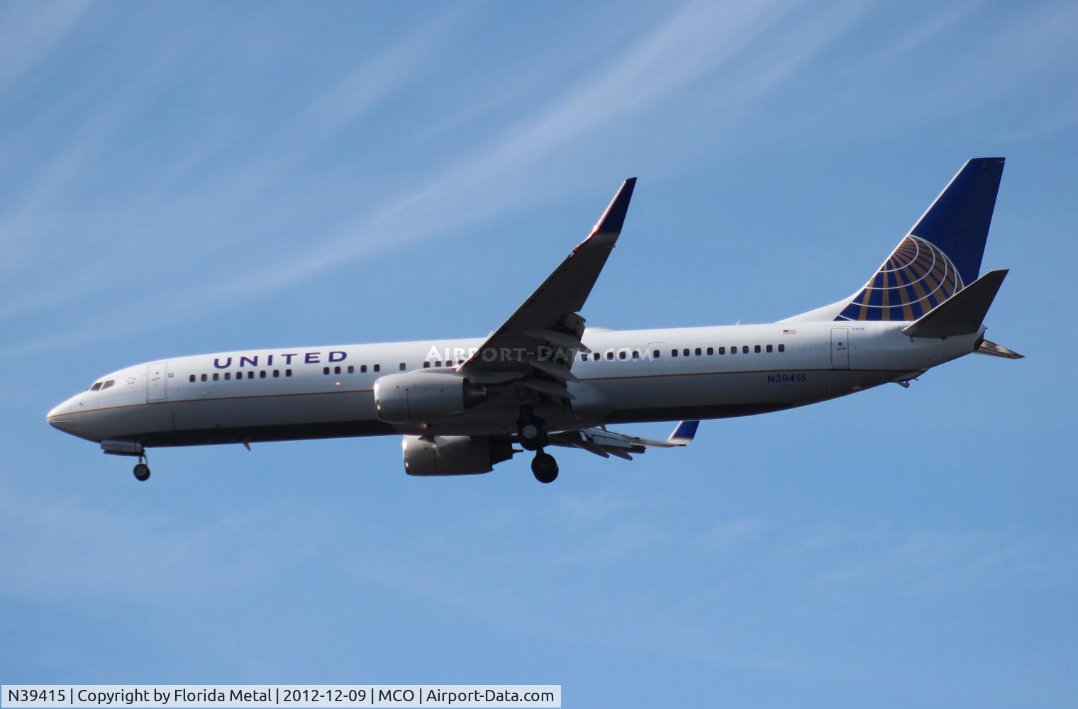 N39415, 2008 Boeing 737-924/ER C/N 32826, United 737-900