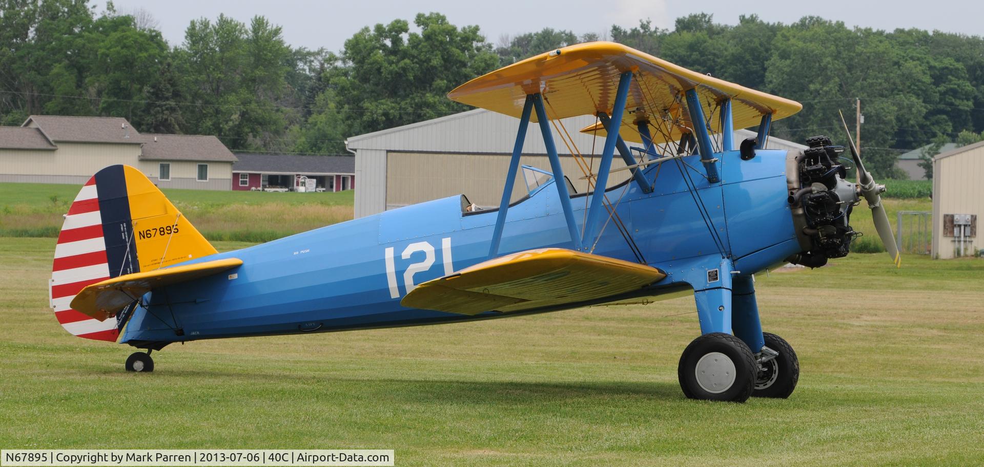 N67895, 1943 Boeing E75 C/N 75-7593, Watervliet, Michigan  Fly-In