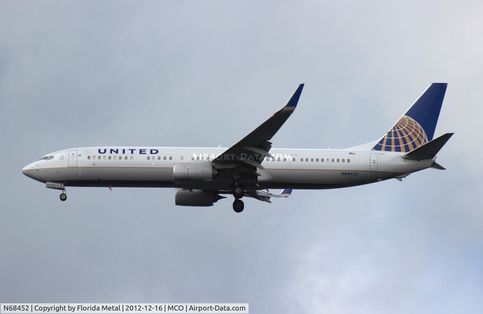 N68452, 2012 Boeing 737-924/ER C/N 40005, United 737-900