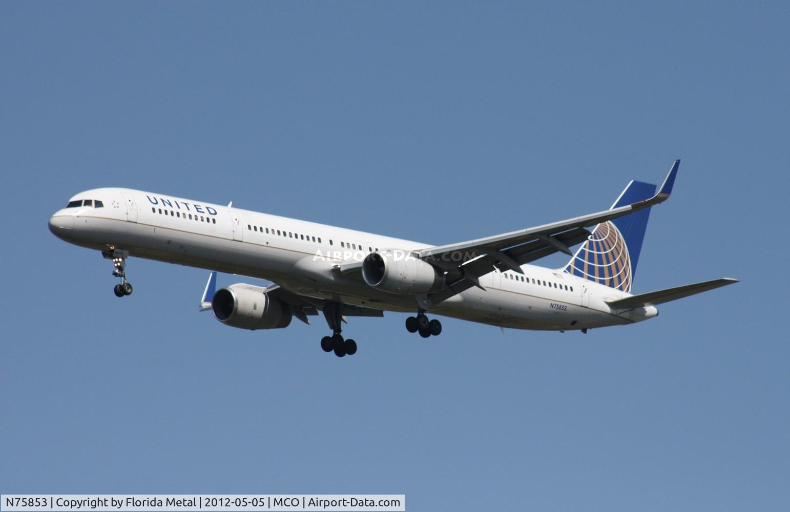 N75853, 2002 Boeing 757-324 C/N 32812, United 757-300