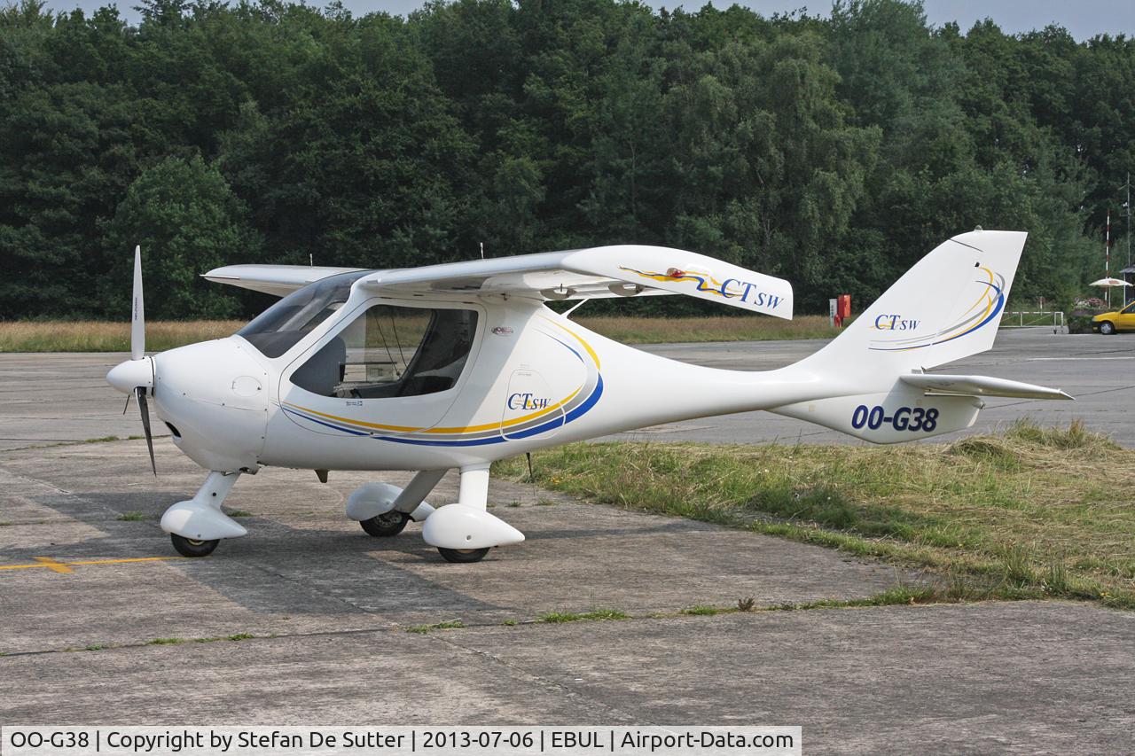 OO-G38, 2009 Flight Design CTSW C/N D09-03-01, Parked at Aeroclub Brugge.