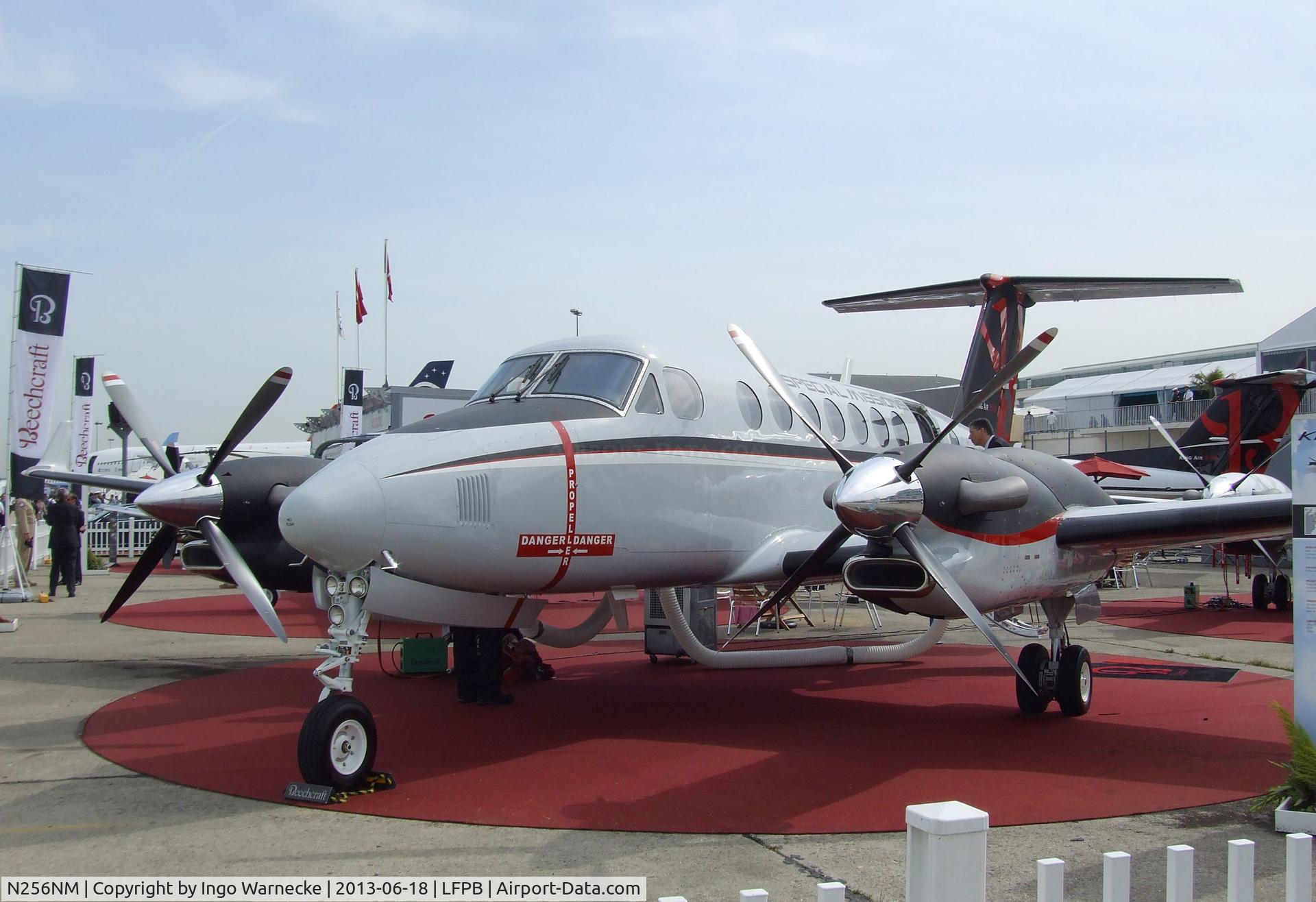 N256NM, 2012 Hawker Beechcraft 350i Super King Air (B300) C/N FL-777, Beechcraft B300 King Air 350ER Special Missions at the Aerosalon 2013, Paris
