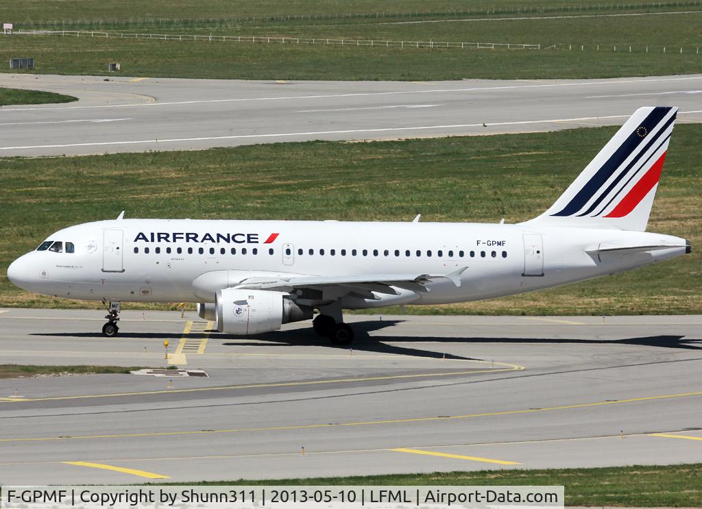 F-GPMF, 1996 Airbus A319-113 C/N 637, Lining up rwy 31R for departure in modified new c/s