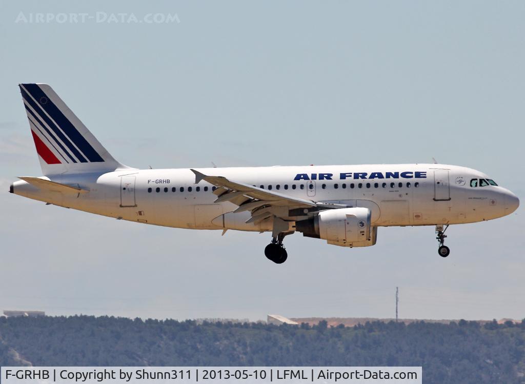 F-GRHB, 1999 Airbus A319-111 C/N 985, Landing rwy 31L