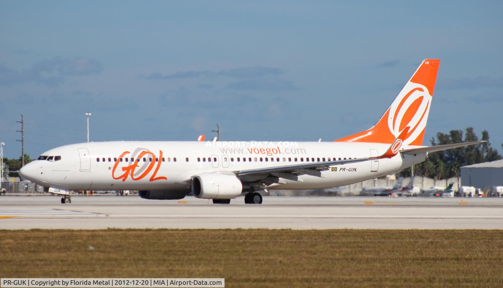 PR-GUK, 2011 Boeing 737-8EH C/N 35852, GOL Brazil 737-800