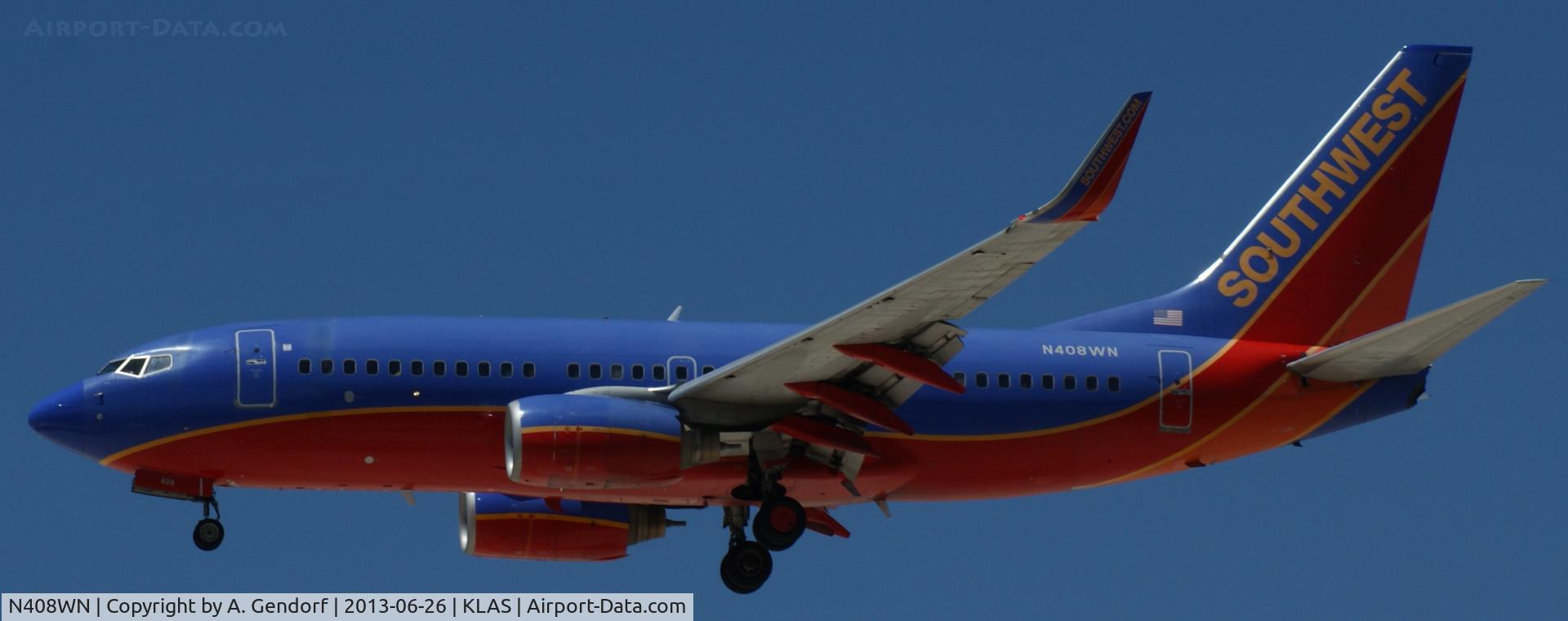 N408WN, 2001 Boeing 737-7H4 C/N 27895, Southwest Airlines, seen here on short finals RWY 25L at Las Vegas Int´l(KLAS)