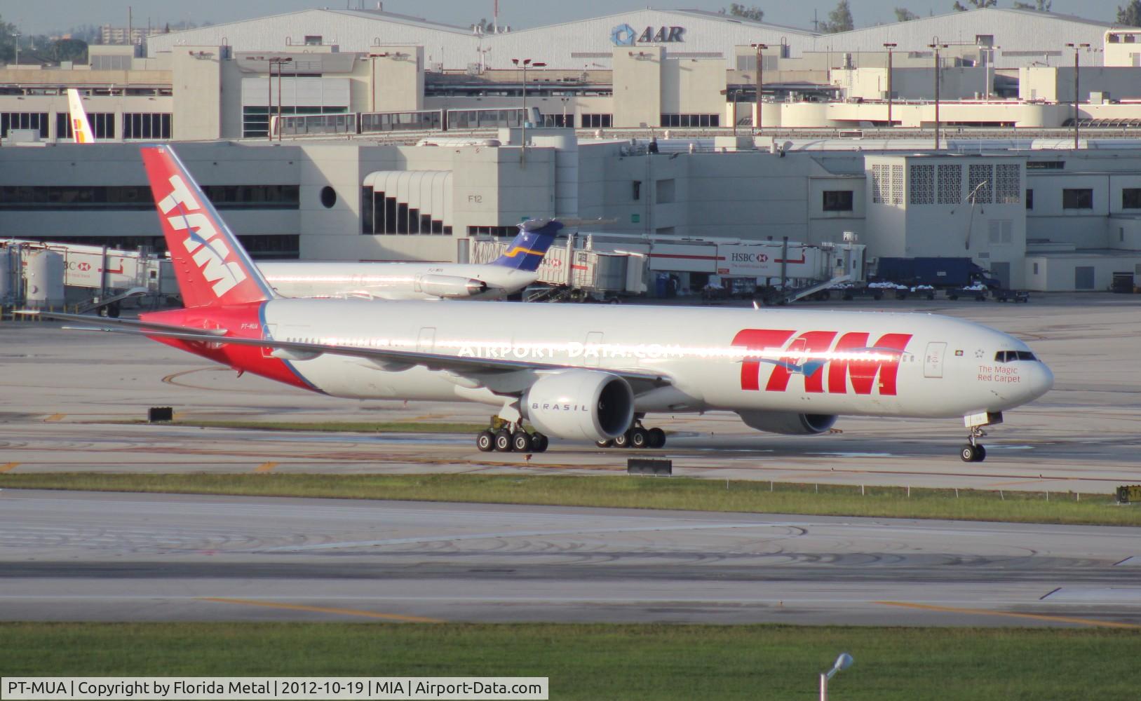 PT-MUA, 2008 Boeing 777-32W/ER C/N 37664, TAM 777-300