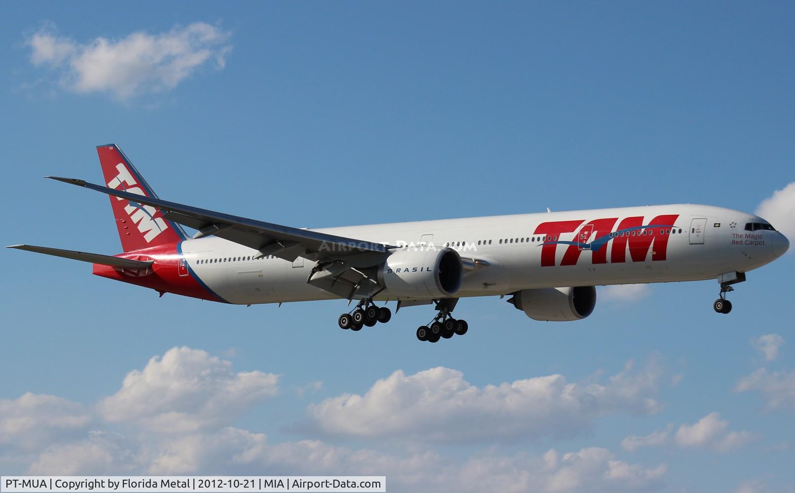 PT-MUA, 2008 Boeing 777-32W/ER C/N 37664, TAM 777-300