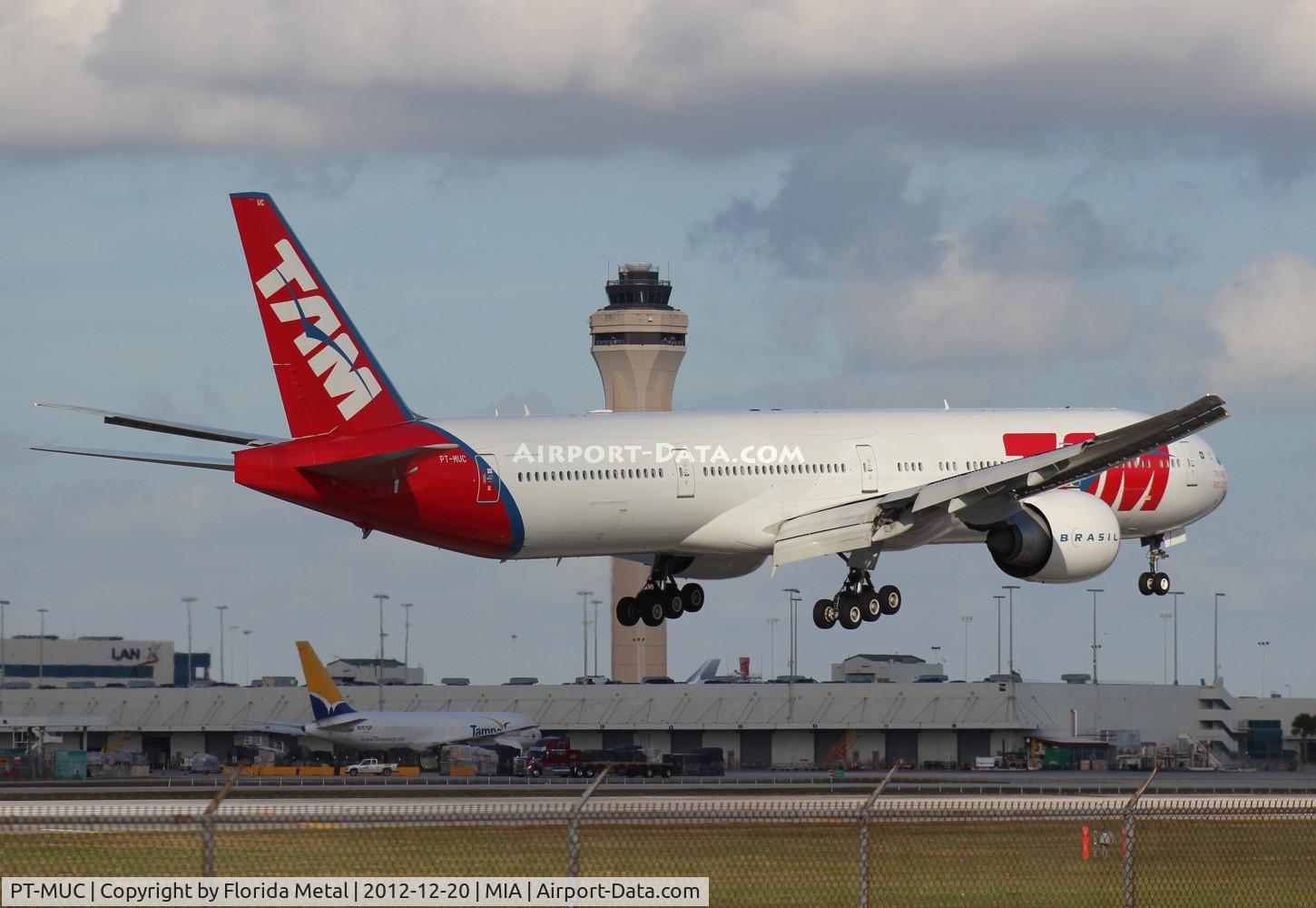 PT-MUC, 2008 Boeing 777-32W/ER C/N 37666, TAM 777-300