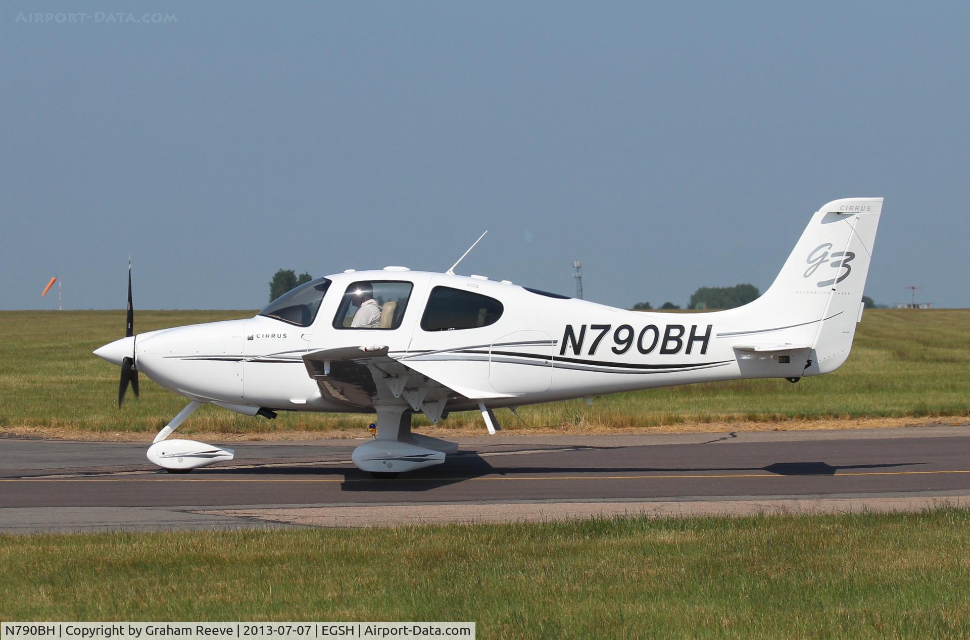 N790BH, 2008 Cirrus SR22 G3 C/N 2964, Just landed.