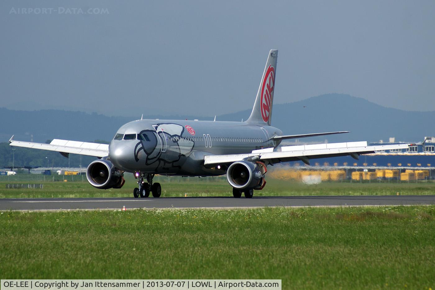 OE-LEE, 2006 Airbus A320-214 C/N 2749, oe-lee @ lowl