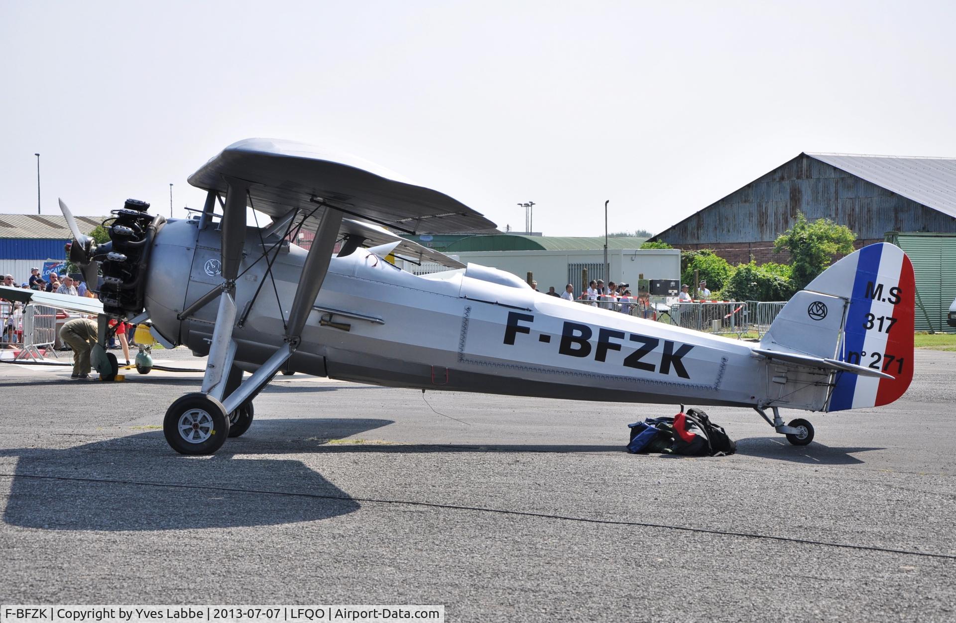 F-BFZK, Morane-Saulnier MS.317 C/N 271, At Lille Marcq airfield on July 7 2013 -air meeting