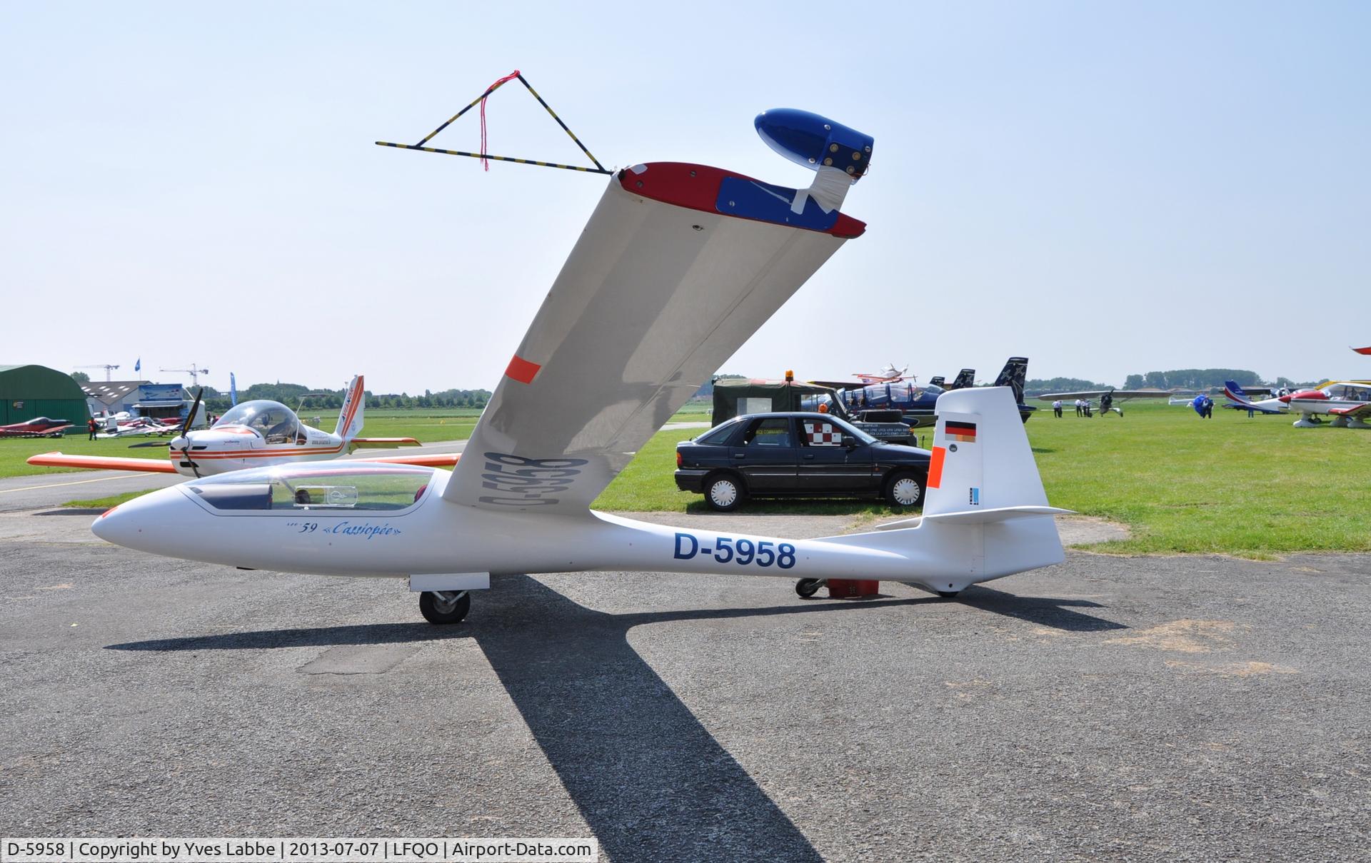 D-5958, SZD SZD-59 Cassiopée C/N Not found D-5859, GLIDER on air show at Lille Marcq airfield July 07 2013