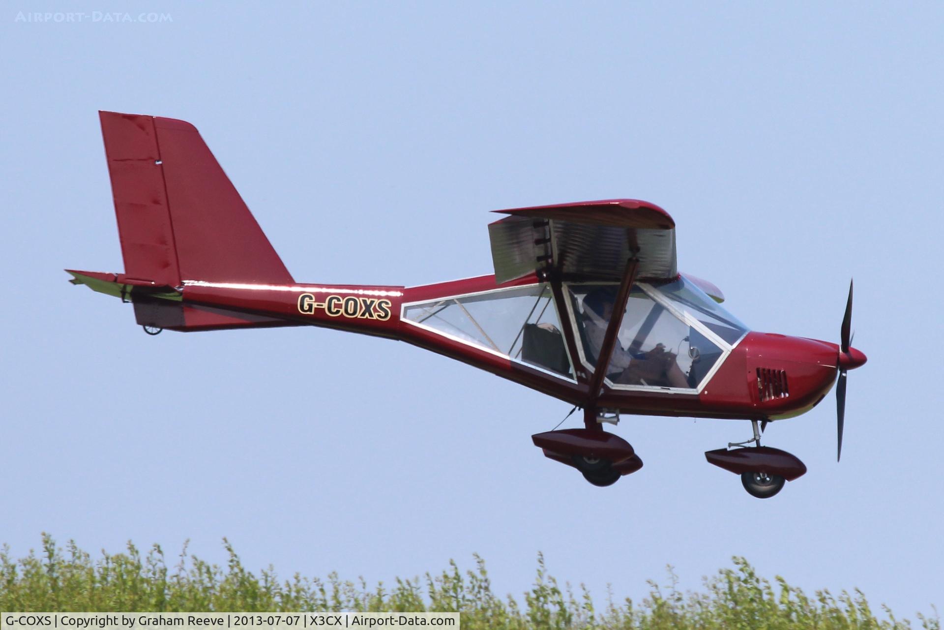 G-COXS, 2004 Aeroprakt A-22 Foxbat C/N PFA 317-14168, About to touch down at Northrepps.