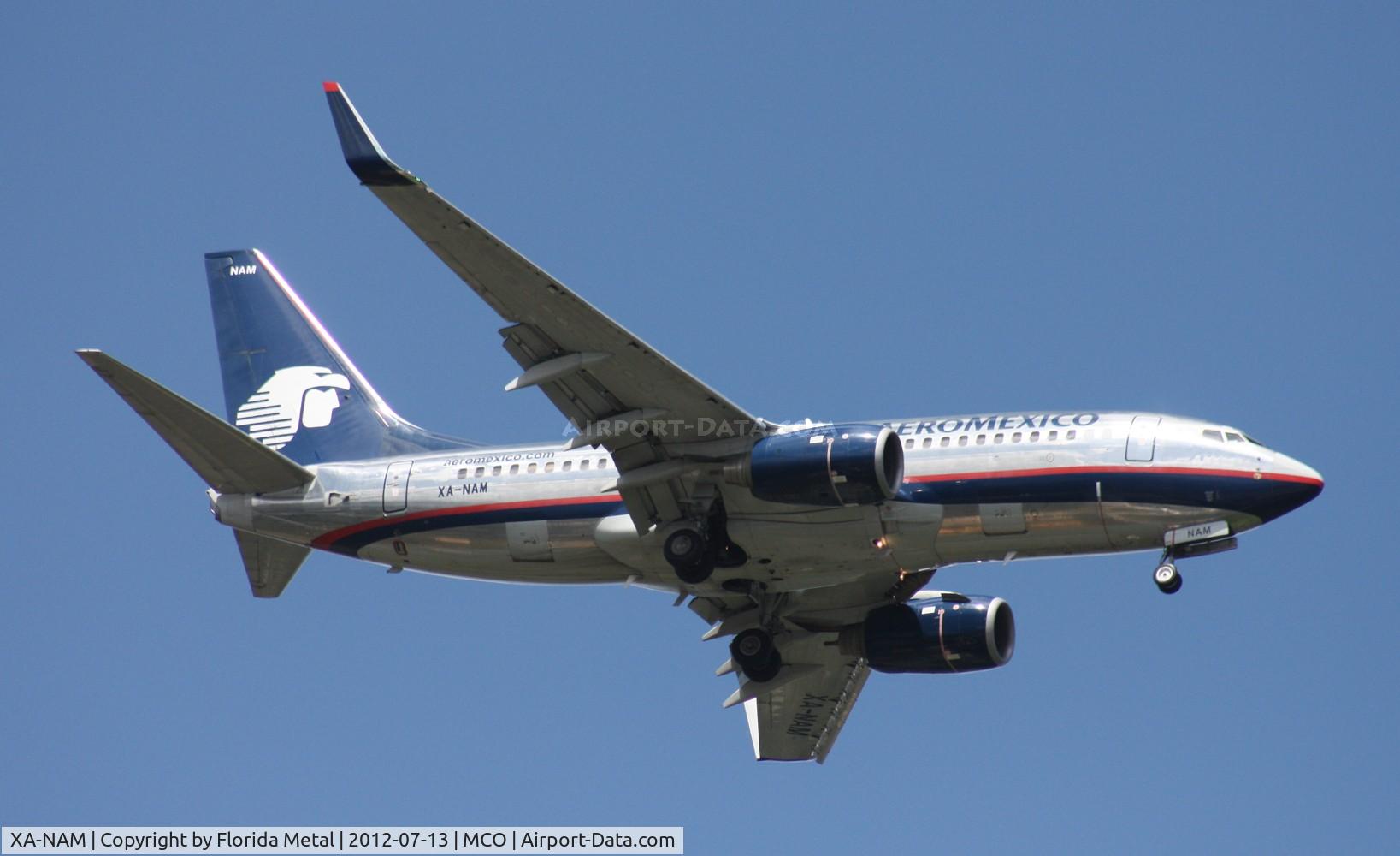 XA-NAM, 2004 Boeing 737-752 C/N 33790, Aeromexico 737-700