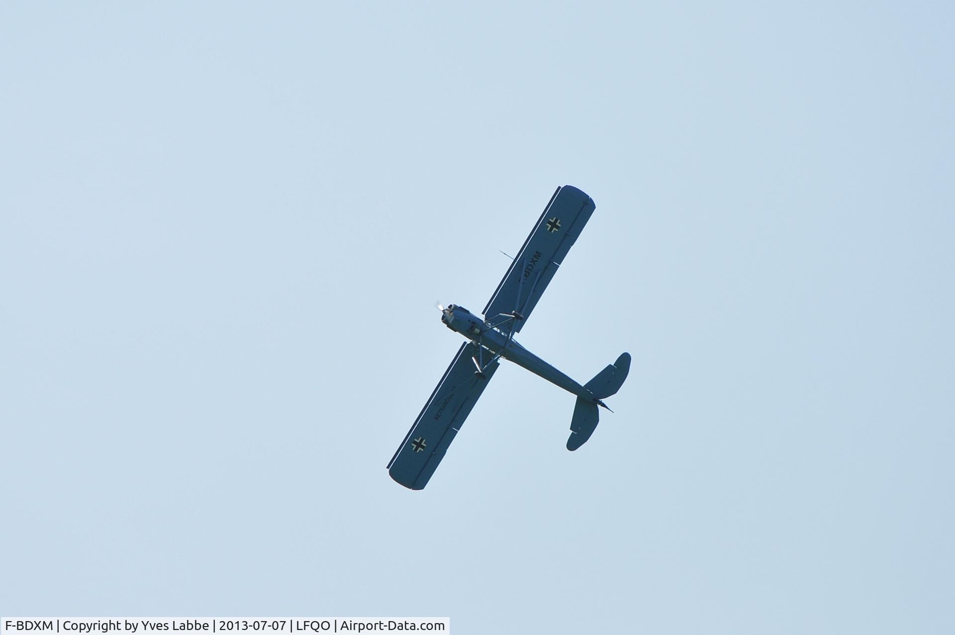 F-BDXM, Morane-Saulnier MS-506L Criquet C/N 635, view from under at air show on Lille Marcq airfield, July 07 2013