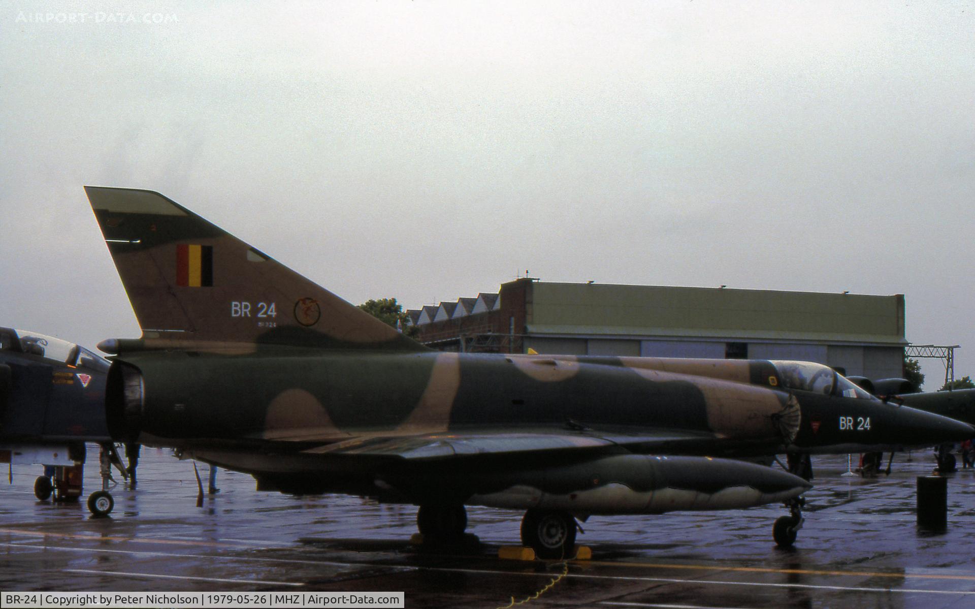 BR-24, Dassault Mirage 5BR C/N 324, Mirage 5BR of 42 Squadron Belgian Air Force on display at the 1979 RAF Mildenhall Air Fete.