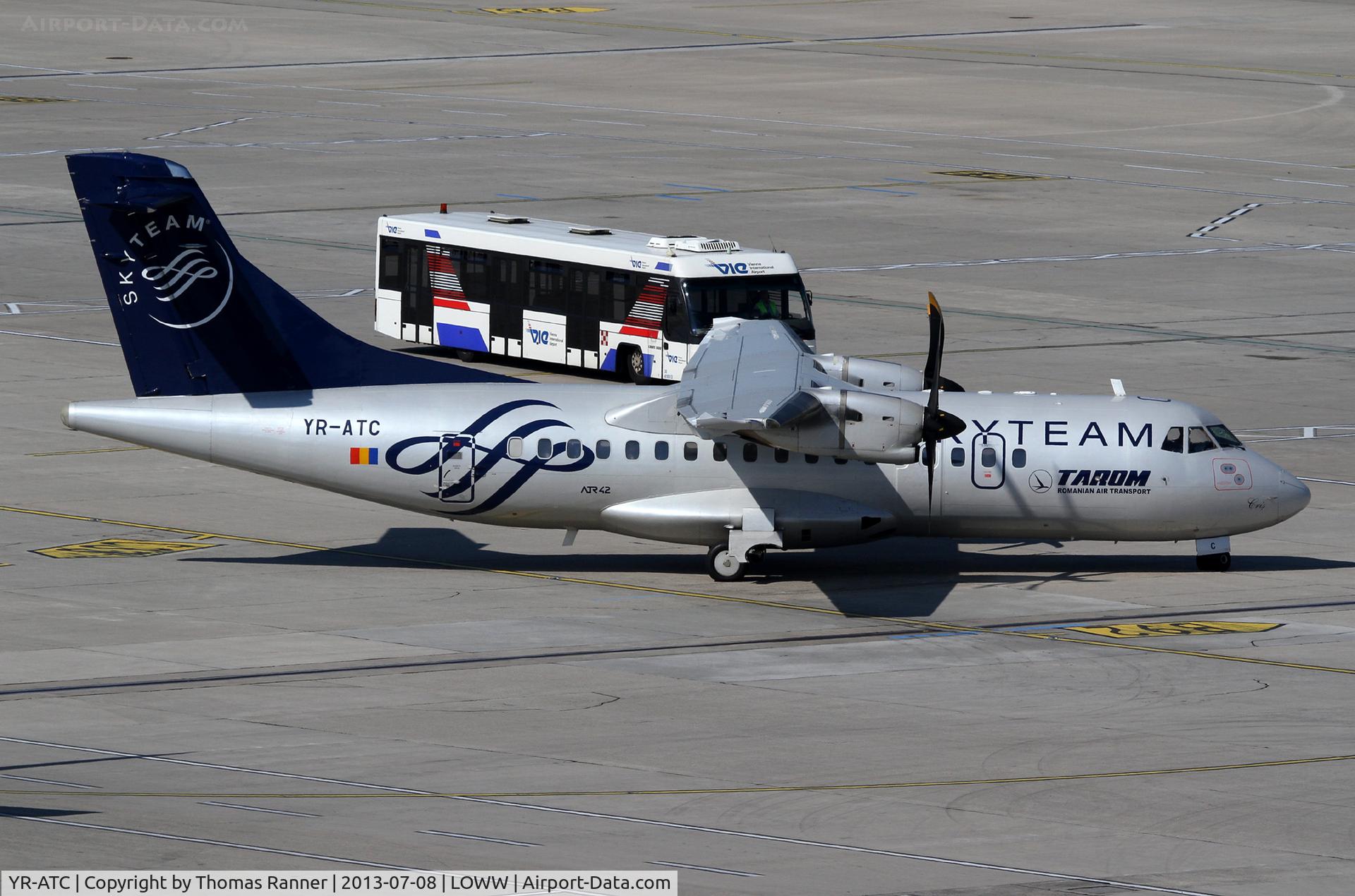 YR-ATC, 1998 ATR 42-512 C/N 589, Tarom ATR 42