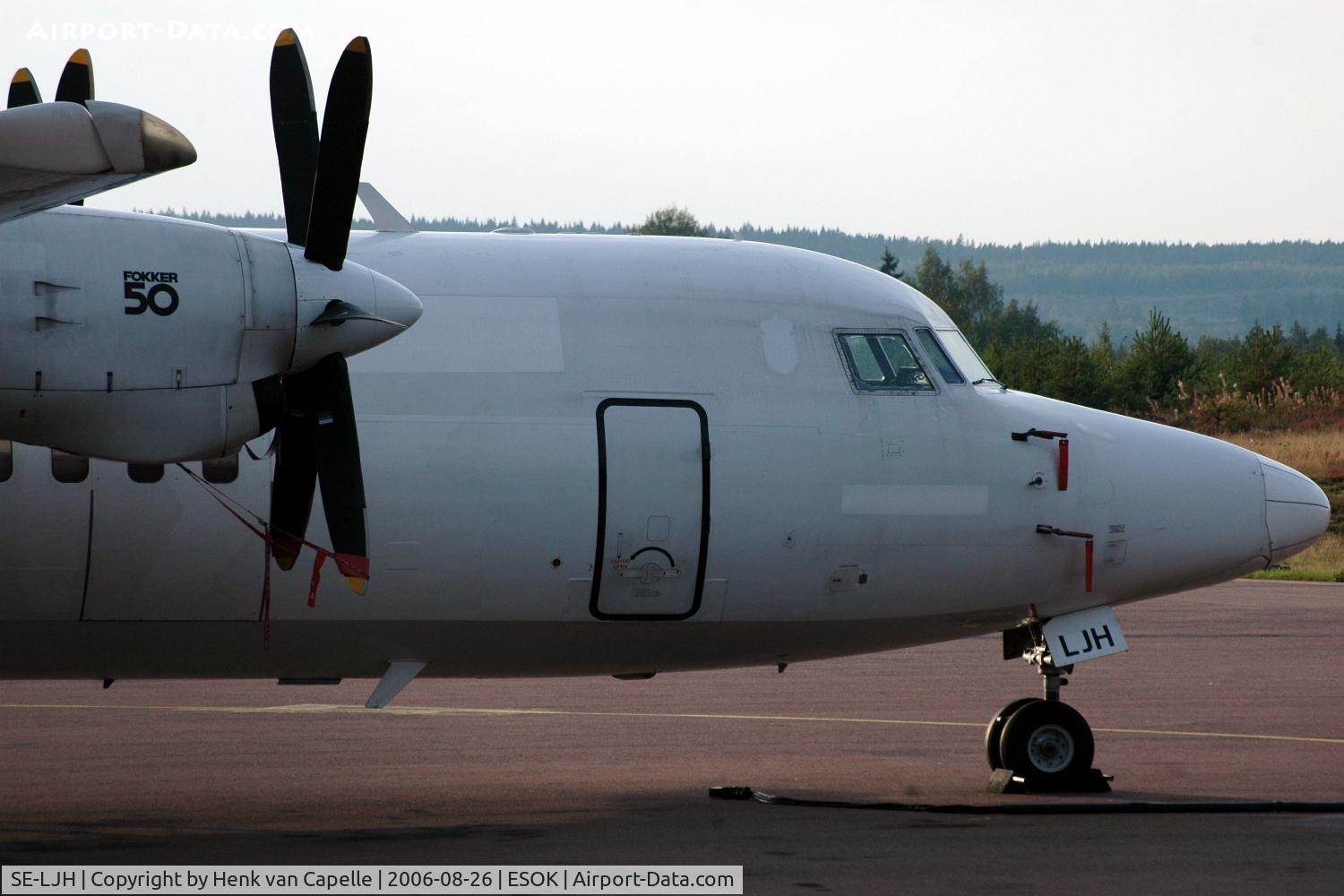 SE-LJH, 1989 Fokker 50 C/N 20171, Skyways Fokker 50 at Karlstad airport Sweden. It would fly for Amapola Flyg shortly after.