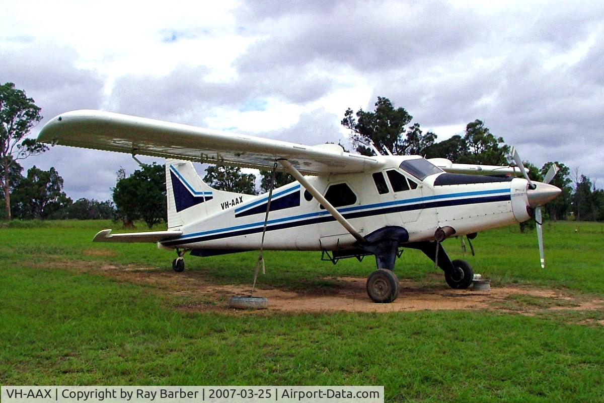 VH-AAX, 1959 De Havilland Canada DHC-2/A1 C/N 1411, De Havilland Canada DHC-2A1 Turbo Beaver [1411] (Sydney Skydiving Centre) Picton~VH 25/03/2007