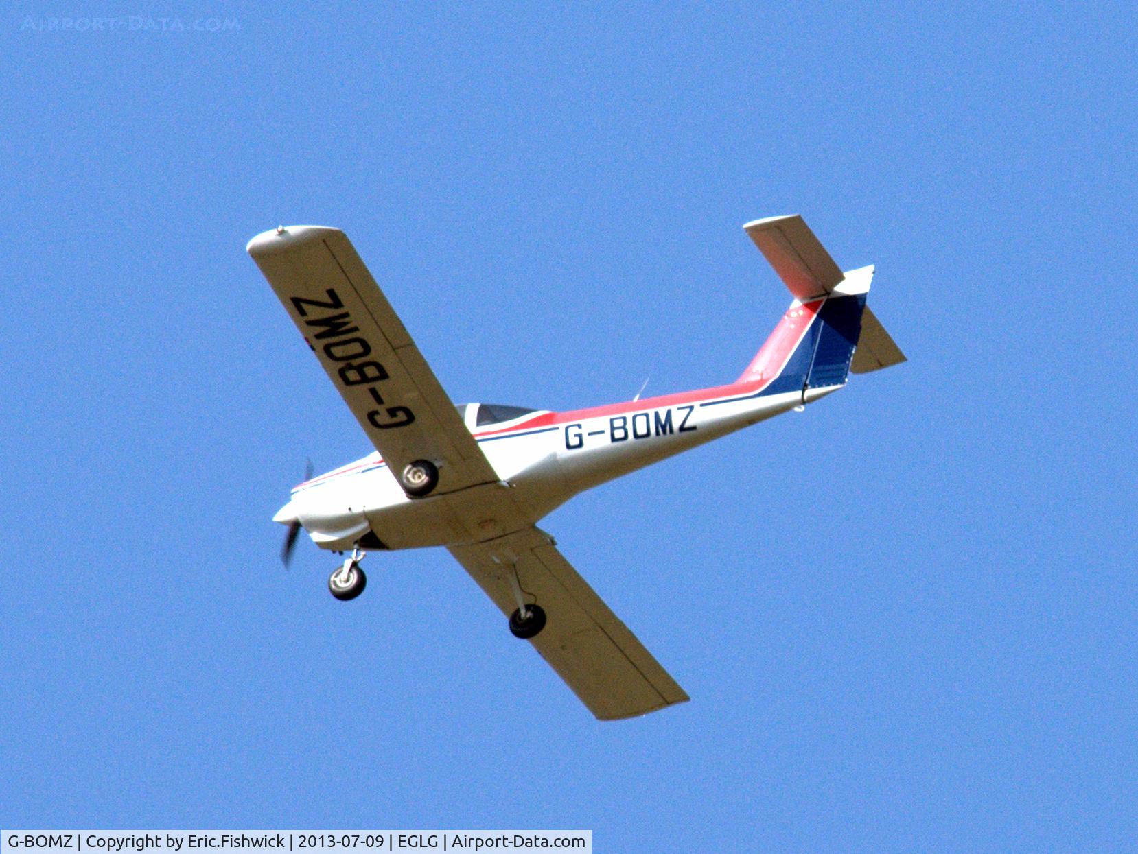 G-BOMZ, 1978 Piper PA-38-112 Tomahawk Tomahawk C/N 38-78A0635, G-BOMZ overflying Tewin Village.