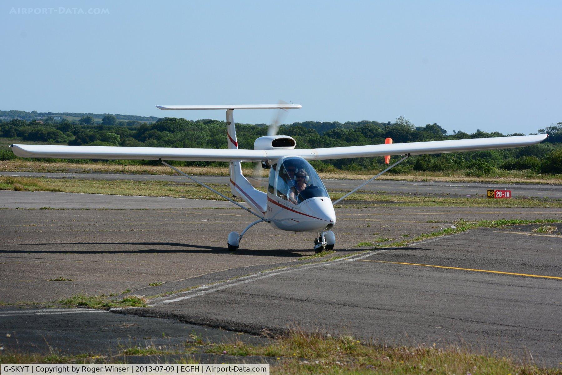 G-SKYT, 1997 Iniziative Industriali Italiane Sky Arrow 650TC III C/N C004, Visiting Sky Arrow 650TC.