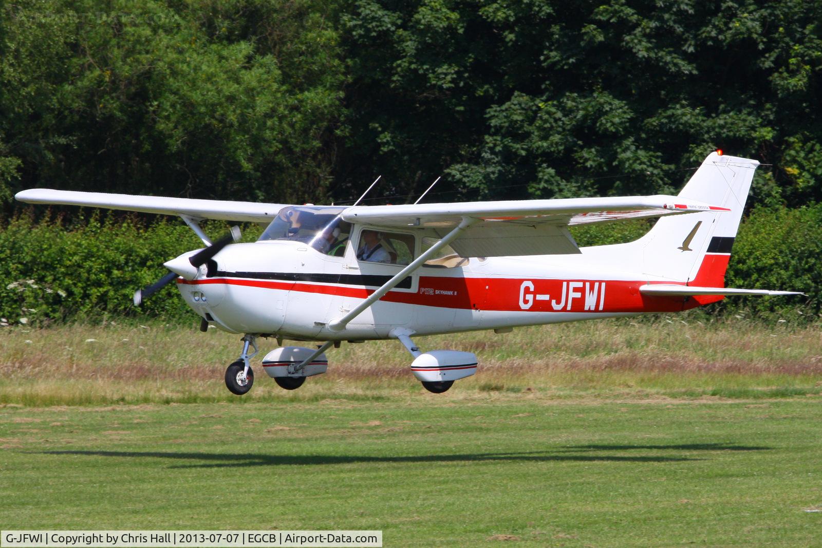 G-JFWI, 1977 Reims F172N Skyhawk C/N 1622, at the Barton open day and fly in