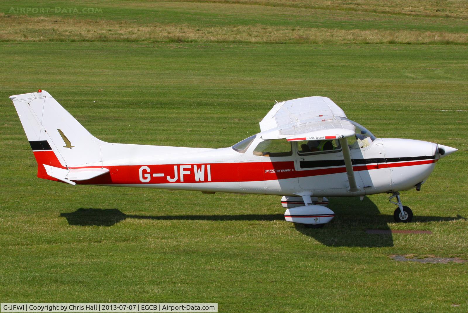 G-JFWI, 1977 Reims F172N Skyhawk C/N 1622, at the Barton open day and fly in
