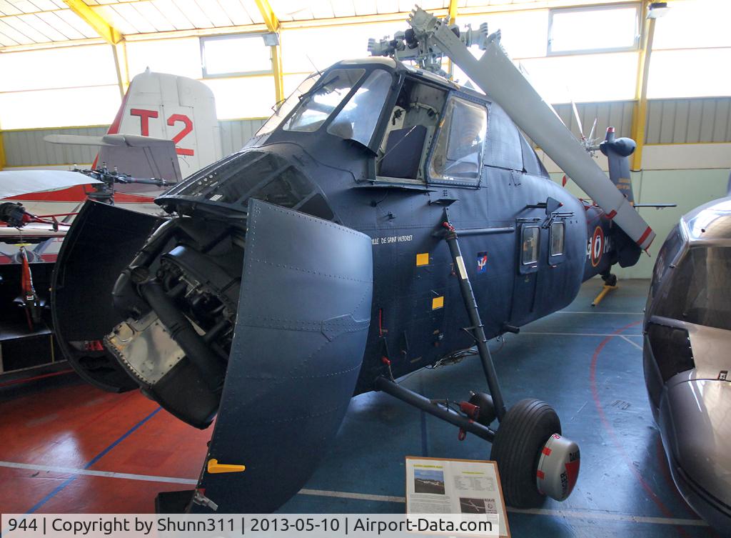 944, Sikorsky HSS-1 Seabat C/N SA41, Preserved inside St-Victoret Museum...