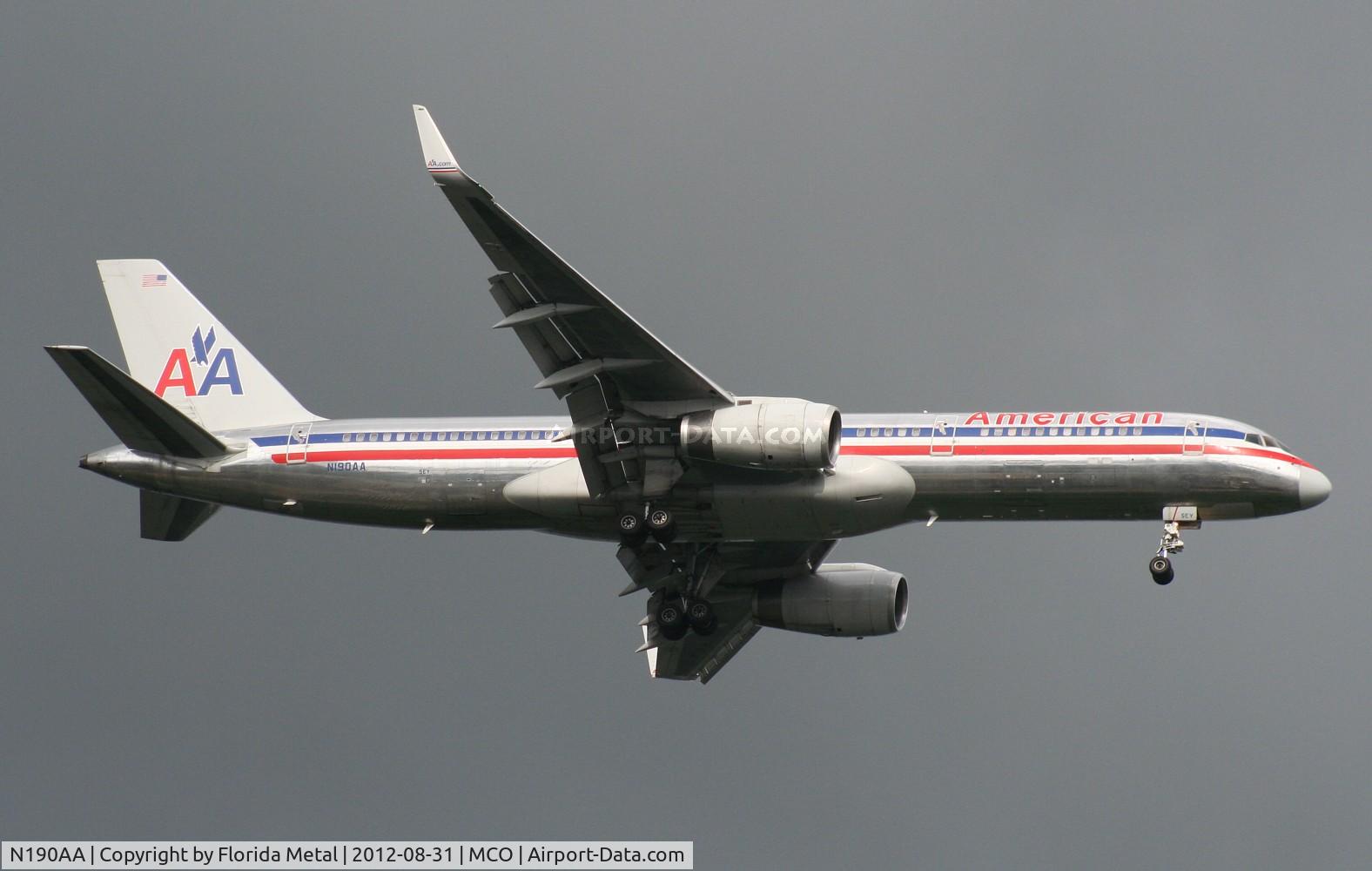 N190AA, 2001 Boeing 757-223 C/N 32384, American 757