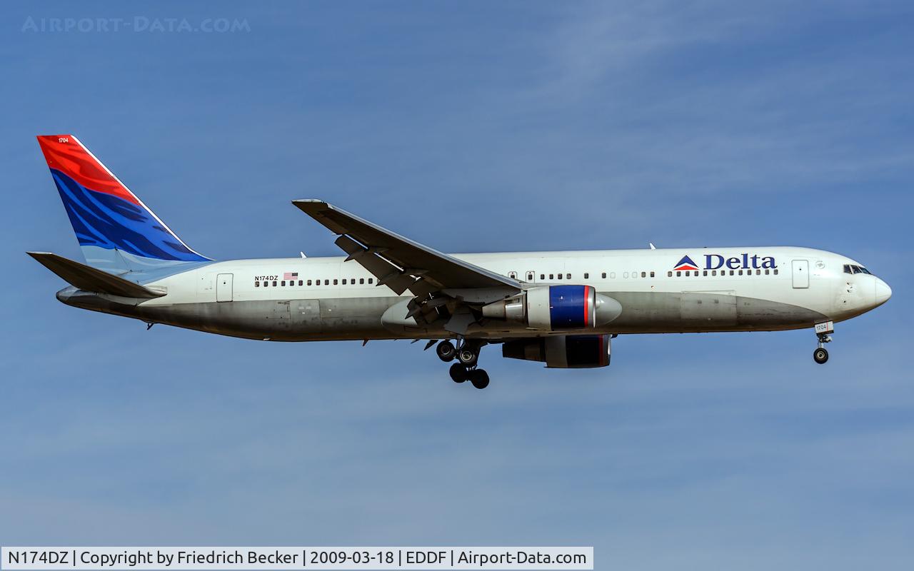 N174DZ, 1998 Boeing 767-332 C/N 29693, on final at FRA