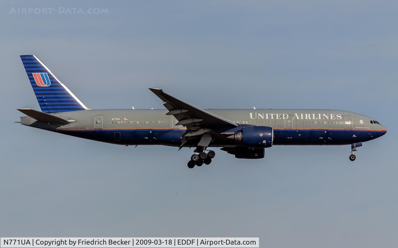 N771UA, 1995 Boeing 777-222 C/N 26932, on final at FRA