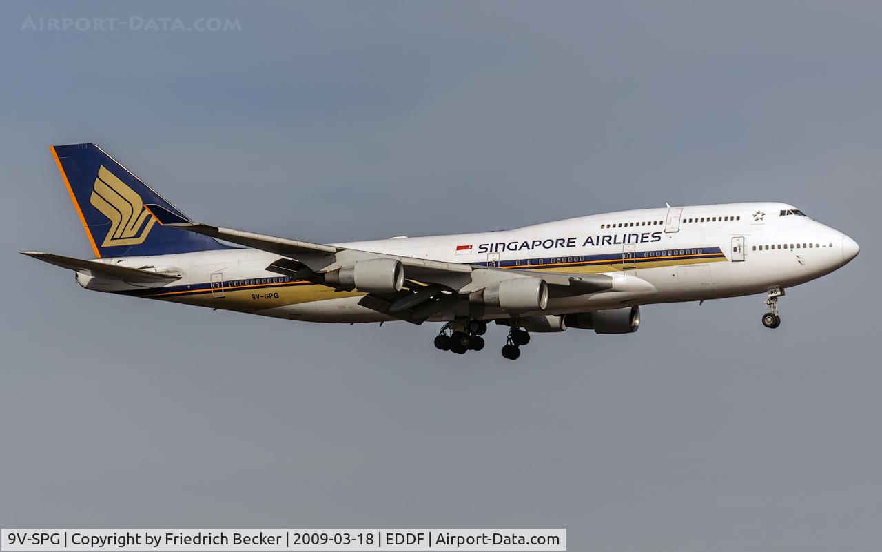 9V-SPG, 1996 Boeing 747-412 C/N 26562, on final at FRA