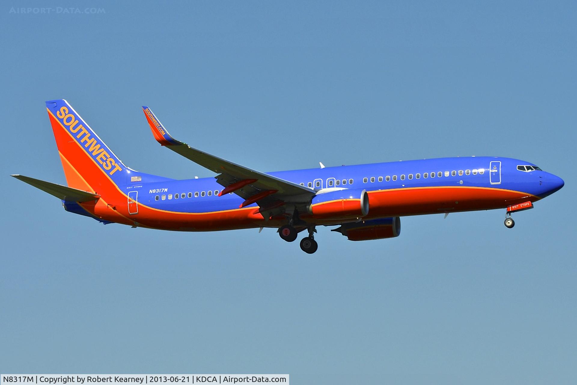N8317M, 2012 Boeing 737-8H4 C/N 36992, On short finals for r/w 19